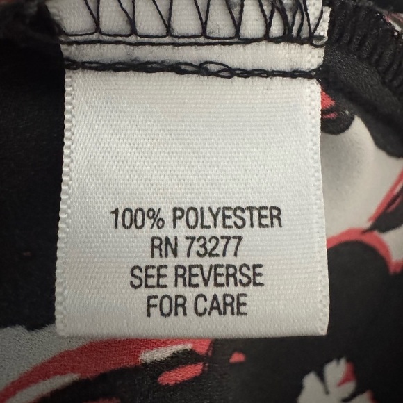 Apt. 9 Woman's Black White Red Abstract Semi Sheer Blouse US PL - Picture 10 of 12